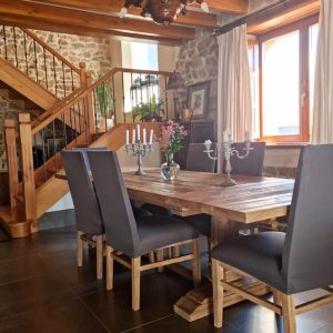 comedor casa rural forjas de orzales