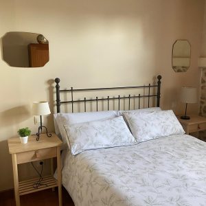 dormitorio casa rural forjas de orzales